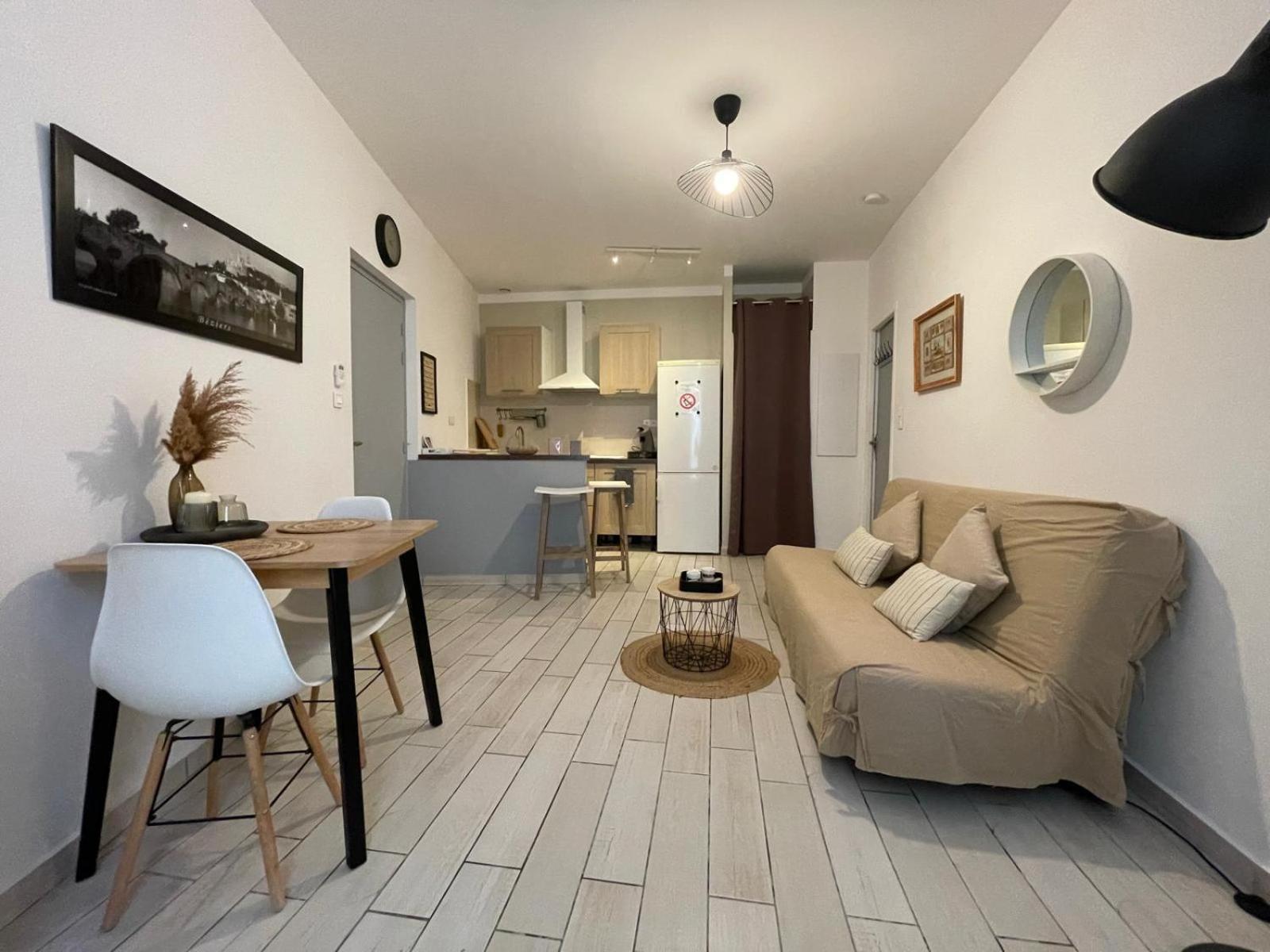 Joli Appartement Hypercentre T2, Classe Meuble De Tourisme 3 Avec Parking Gratuit Béziers Eksteriør billede